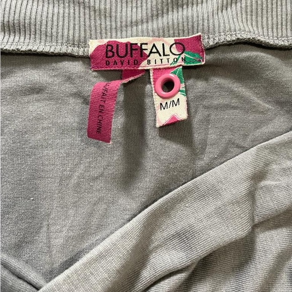 🍋3 for $40🍋 Buffalo shirt vest - Picture 2 of 2